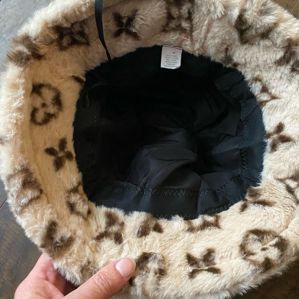 Faux Fur Bucket Hat with Monogram Pattern - Picture 6 of 8